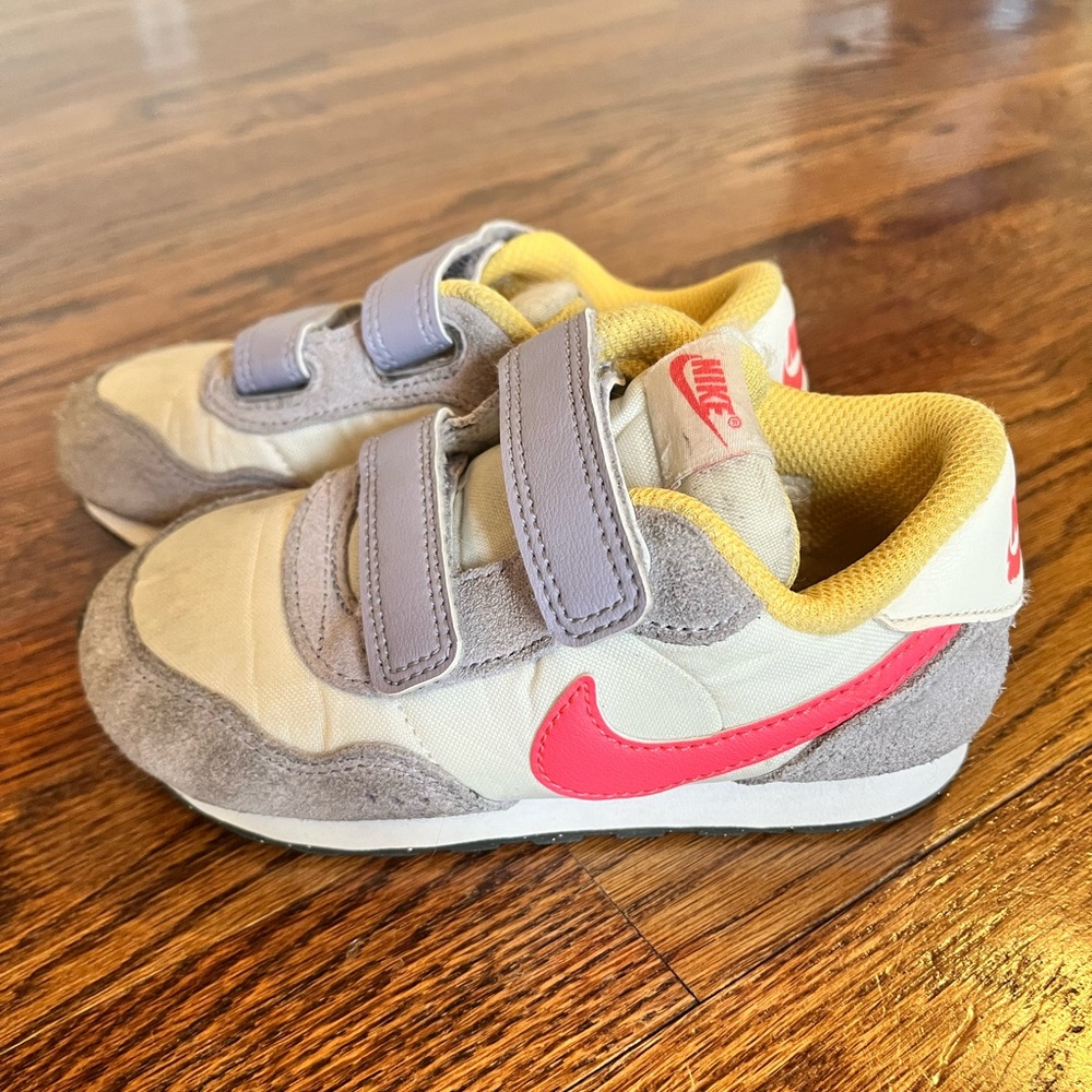 Toddler girls Nikes